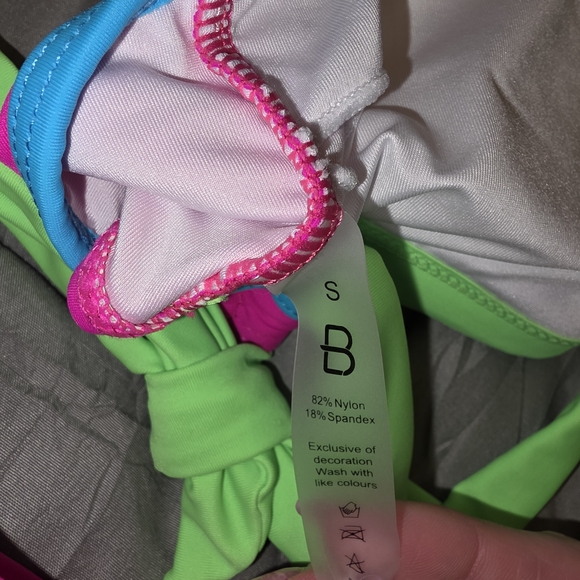 Vibrant Pink and Green Bikini Set - Picture 6 of 7